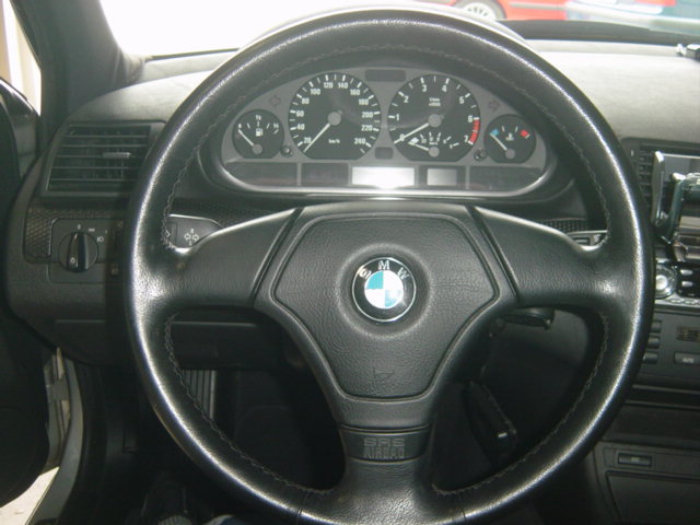 アウトレット送料無料 Mスポーツステアリングホイール BMW BMW E46 M