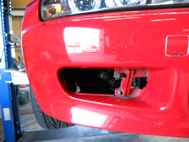 中古bmw情報 ｚ３ ｅ３６ ｚ３ロードスター フォグランプが外れた 車の町医者 Dr Bmw