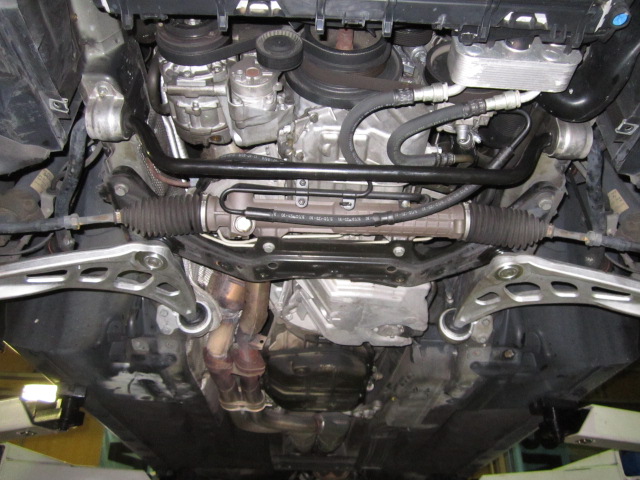 【中古BMW情報】3シリーズ E46 320i ハンドル切るとギーギー音 »車の町医者 Dr.BMW